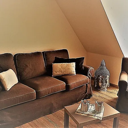 Black Pearl Apartment